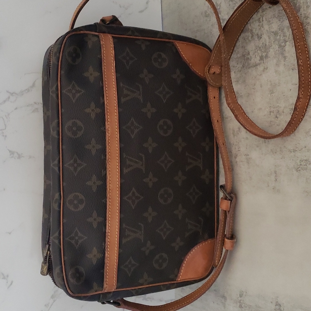 Rare Louis Vuitton Shoulder Bag